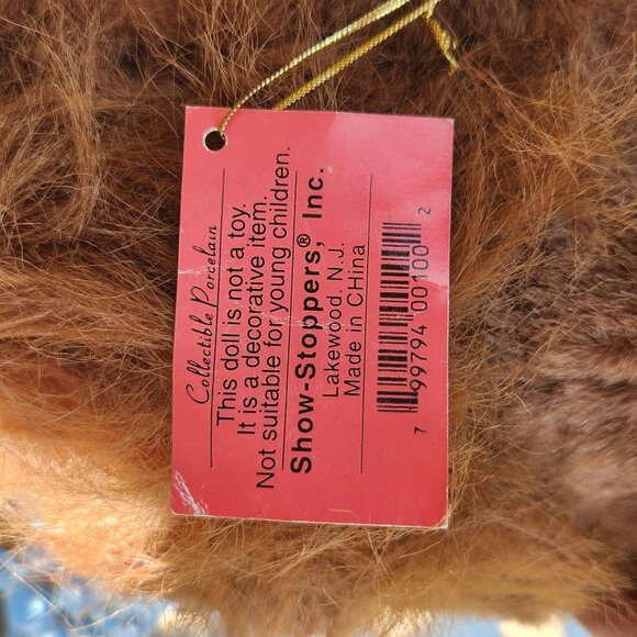 Lion Plush Doll With Porcelain Face "Rory" By Show-Stoppers Inc. - Picture 7 of 7